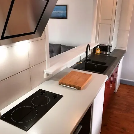 Le Proche Mer-granville Apartamento Bréhal