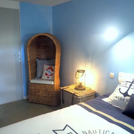 Le Proche Mer-granville Apartamento Bréhal